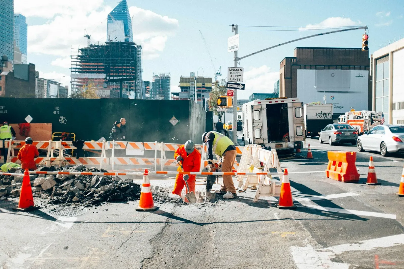 California DIR Registration and Prevailing Wage: What Contractors Need Before Bidding Public Works